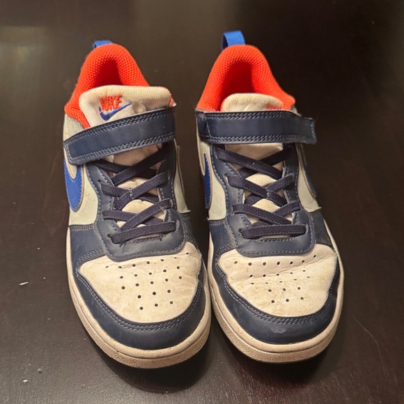 Nike Kids' Blue and Orange Sneakers - Picture 3 of 6